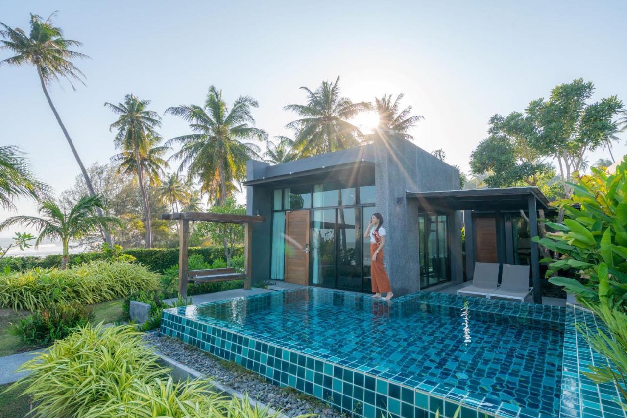 Seanery Beach Resort Bang Saphan Exteriör bild