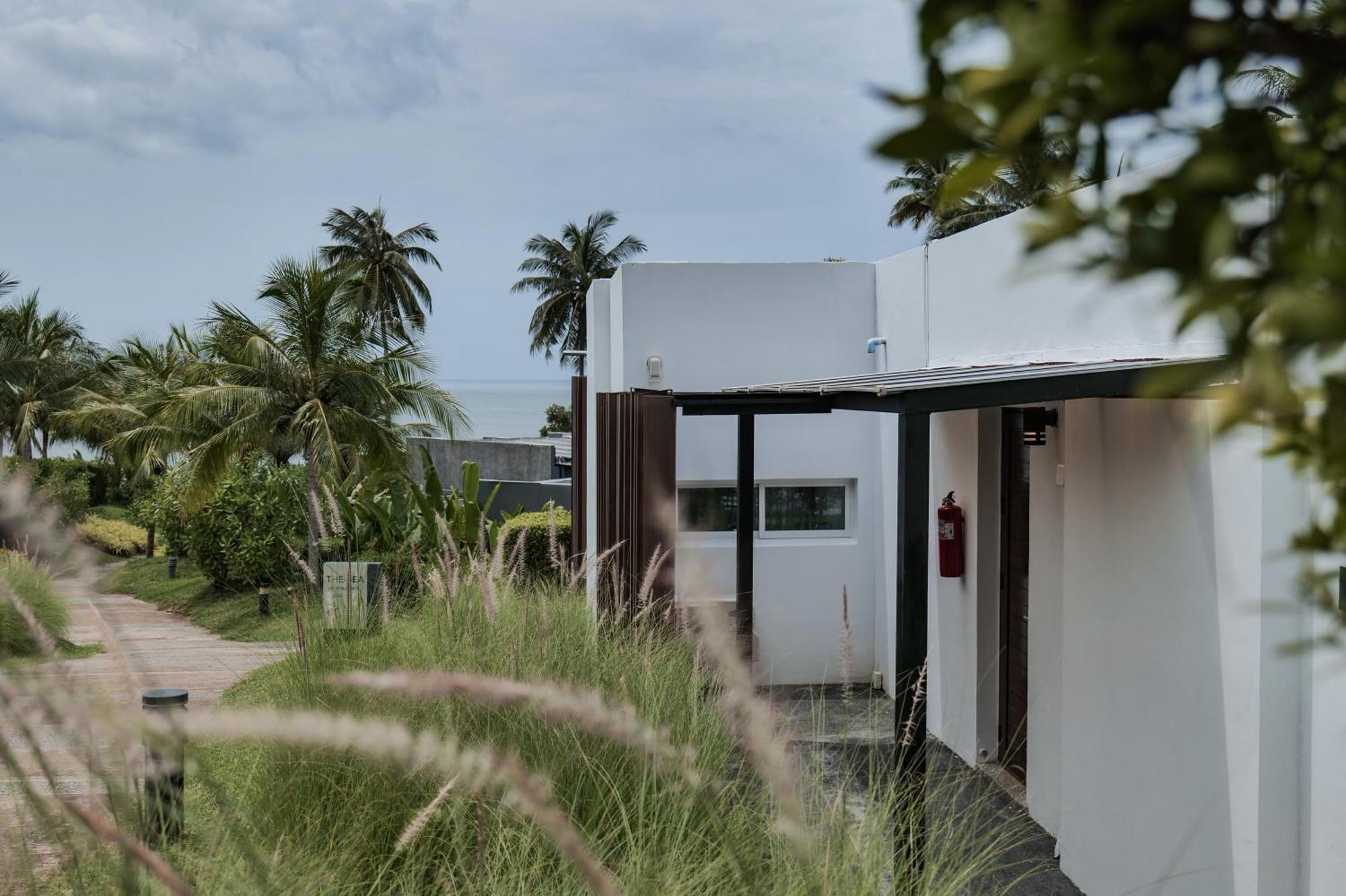 Seanery Beach Resort Bang Saphan Exteriör bild