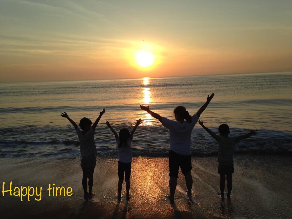 Seanery Beach Resort Bang Saphan Exteriör bild